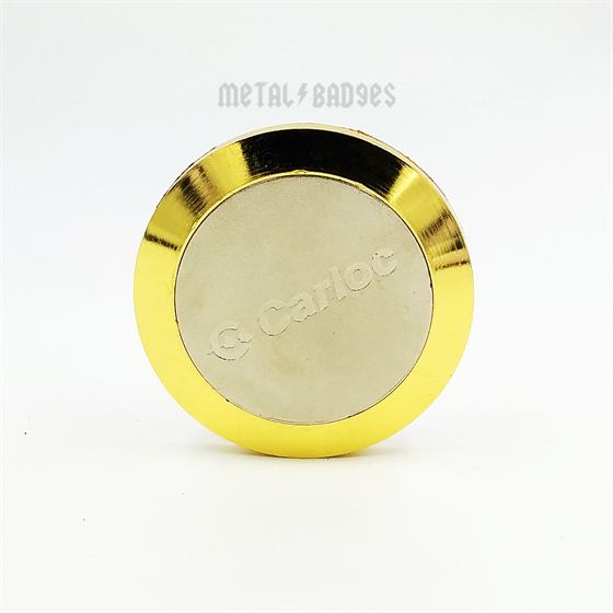 Carloc Magnetic Round Badge view 3