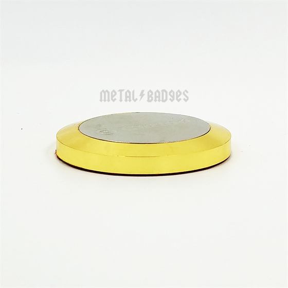Carloc Magnetic Round Badge view 4