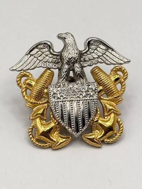 Indian Navy Badge - Design 55 - Polished Gold finish, Defence by Metal Badges